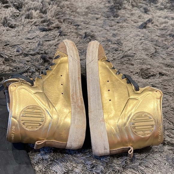 Golden Goose Gold shoes - Picture 3 of 9